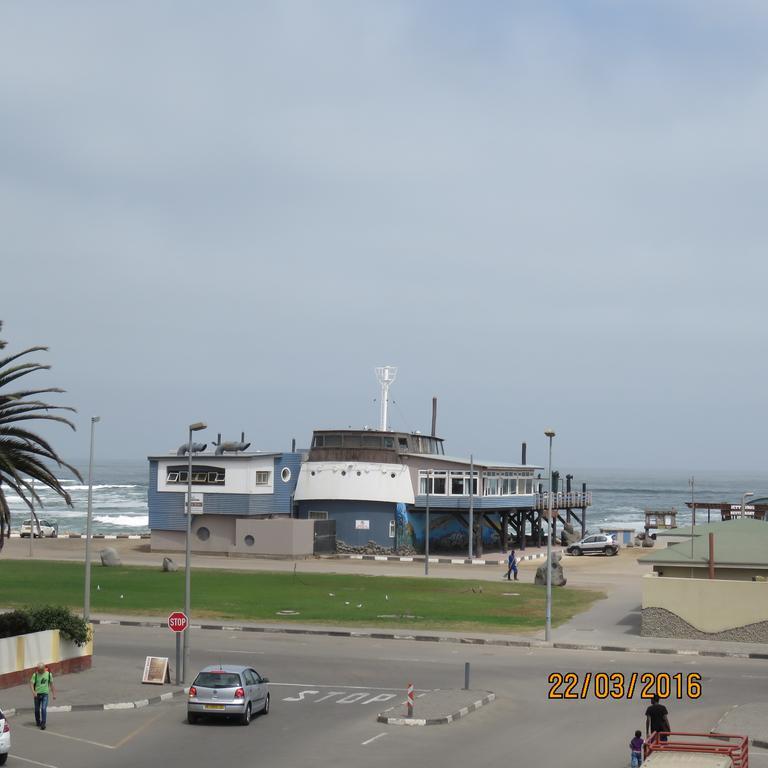 סווקופמונד Hotel A La Mer מראה חיצוני תמונה